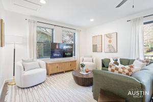 Pet Friendly ATX Escape with Game Room and Free Parking