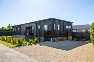 Vinebox on Wilson - Pirinoa