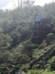 Cabaña con jacuzzi y acceso al embalse - Portum I