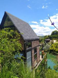 Cabaña con jacuzzi y acceso al embalse - Portum I