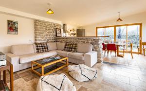 Maisons de vacances Gites de Lezinadou - 8 personnes - Plomeur La Torche : photos des chambres