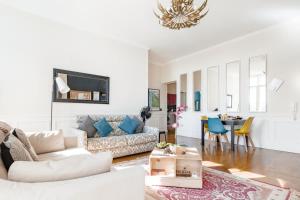 Elegant apartment in Bordeaux at Les Chartrons