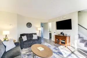 Bowling Green Townhome 4 Mi to Lost River Cave! - Lewisburg