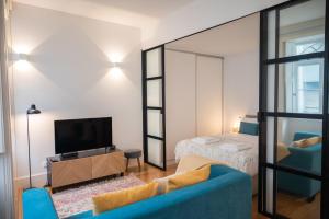 Santa Catarina Charm Apartment Downtown near Metro