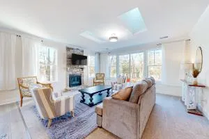 The Waterside Gaming Retreat - Denton