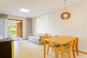 IT63 Lindo Apto 2 Suítes a 150m da Praia da Espera