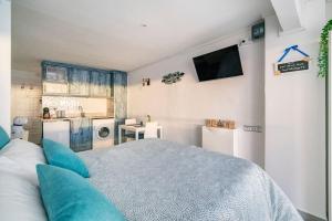 Loft beach blue