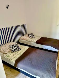 Apartament nr 5 lub 6 przy Sali Kominkowej