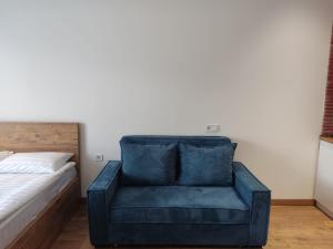 Evdo Apartments F2 White Studio