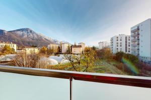 Appartements L'Equateur - 4 people garage near lake : photos des chambres