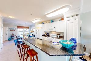 Tranquil Harbour 112