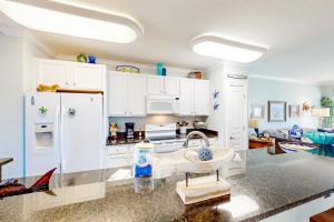 Tranquil Harbour 112