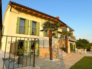 Ca S Lorenz - A Luxury 100m2 Apartment in a Chic Vineyard Villa