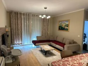 Family Friendly 2 Bedroom Apartment Eden Gardens Tirana City Center - Patza-Kuqani