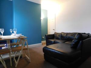 Lorne Lodge Central Swindon