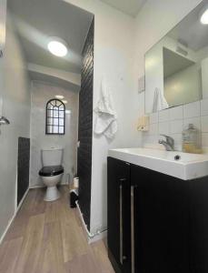 Room in Oxford Street