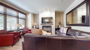 Solstice 10 Apartment