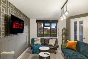 Stylish 3 Bed House in Greenhithe