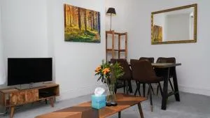 Lovely, equipped flat, nr Tube - The Hyde