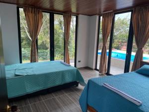 Hermosa Cabaña cerca a Villeta