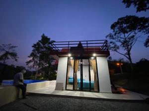 Hermosa Cabaña cerca a Villeta