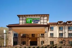 Holiday Inn Express & Suites Frazier Park by IHG - Pine Mountain Club