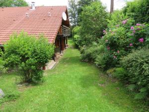 Chalet spacieux près de Gérardmer avec terrasse, verger et activités montagne - FR-1-589-121