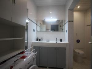 Maisons de vacances Gite Wisembach, 3 pieces, 4 personnes - FR-1-589-275 : photos des chambres