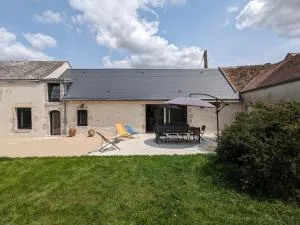 Gîte spacieux et rénové avec jardin, proche châteaux de la Loire, pour 10 pers. - FR-1-590-361 - Saint-Sigismond