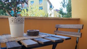 Large Apartment well connected to Roma Historic Center with Metro A, AC, WI-FI