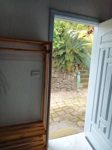 Praia Saco da Ribeira, Ubatuba - ao lado das marinas e trilhas praia Flamengo e Sete Fontes