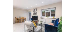 Tranquil Retreat in Hendon: Comfort & Style Await