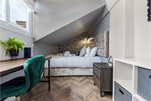 Welcoming and Radiant - Lovely & Family Friendly!