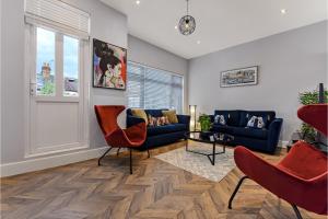 Welcoming and Radiant - Lovely & Family Friendly!