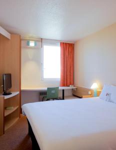 Hotels ibis Lyon Est Bron : Chambre Standard avec Un Lit Double - Occupation simple - Non remboursable