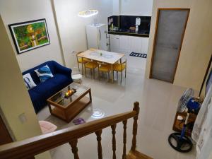 Spacious 2-storey Family Home Near SM Seaside Cebu and Ocean Park