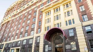 Oaks Sydney Goldsbrough Suites