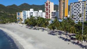 Apartamento Vista azul RODADERO edificio mara 502