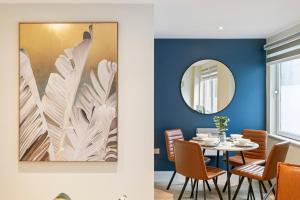 Urban Retreat in Southwark 2BR Gem for 4