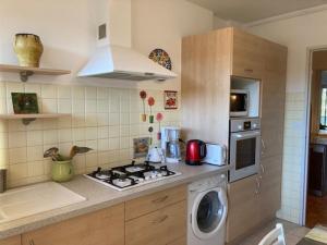 Charmant appartement climatisé centre-ville Le Lavandou proche plage - FR-1-308-185