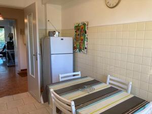 Charmant appartement climatisé centre-ville Le Lavandou proche plage - FR-1-308-185