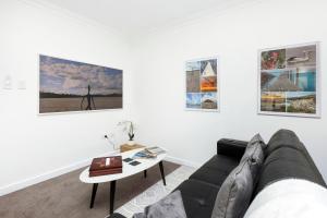 Panoramic Perth Views 1BR on Mounts Bay Road