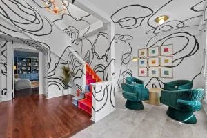 Large historical home w/ fire pit, chef kitchen. - هورن ليك