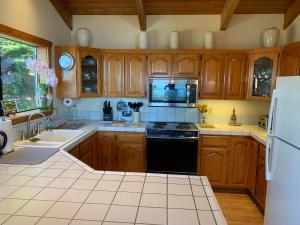 Sea Dream - Amazing Ocean Views and Sunsets!