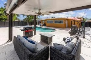 Paradise with private pool Sleeps 10 near the beach - Lauderdale Lakes