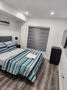 New Modern cozy room in Innisfil