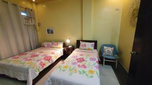 Felicidad Resto and Pension House