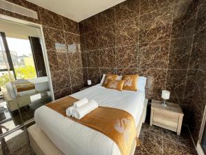 Melbourne Edge Waterfront Townhouse