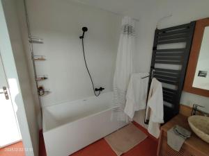 Maisons de vacances Maison calme a la campagne : photos des chambres