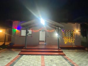 RASHI Homestay & Service apartment